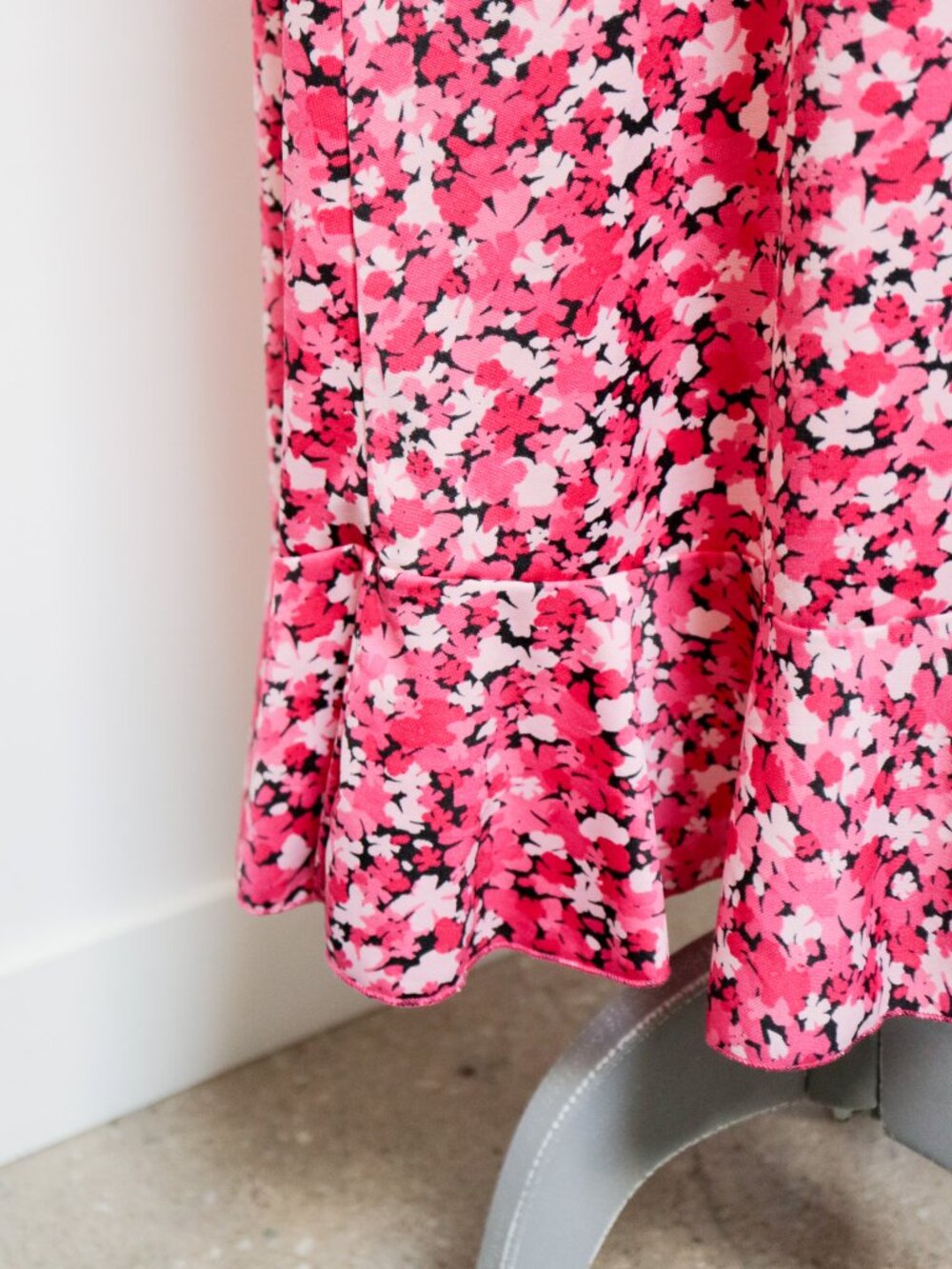Vintage 90s Long Hot Pink & Black Ruffled Hem Floral Skirt, Y2K Girly Mall Rat - Picture 2 of 5